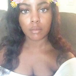 Meet your Posher, Tearria